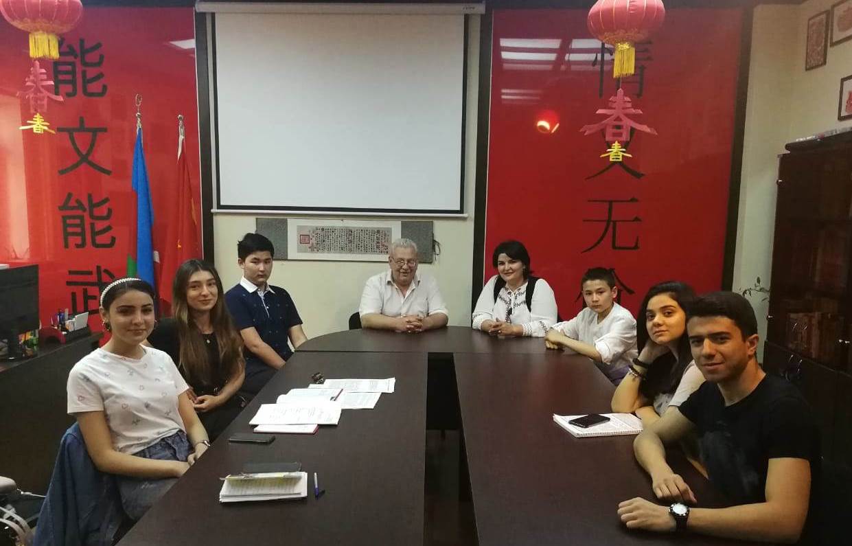 Представители азербайджанской диаспоры в Китае посетили АУЯ