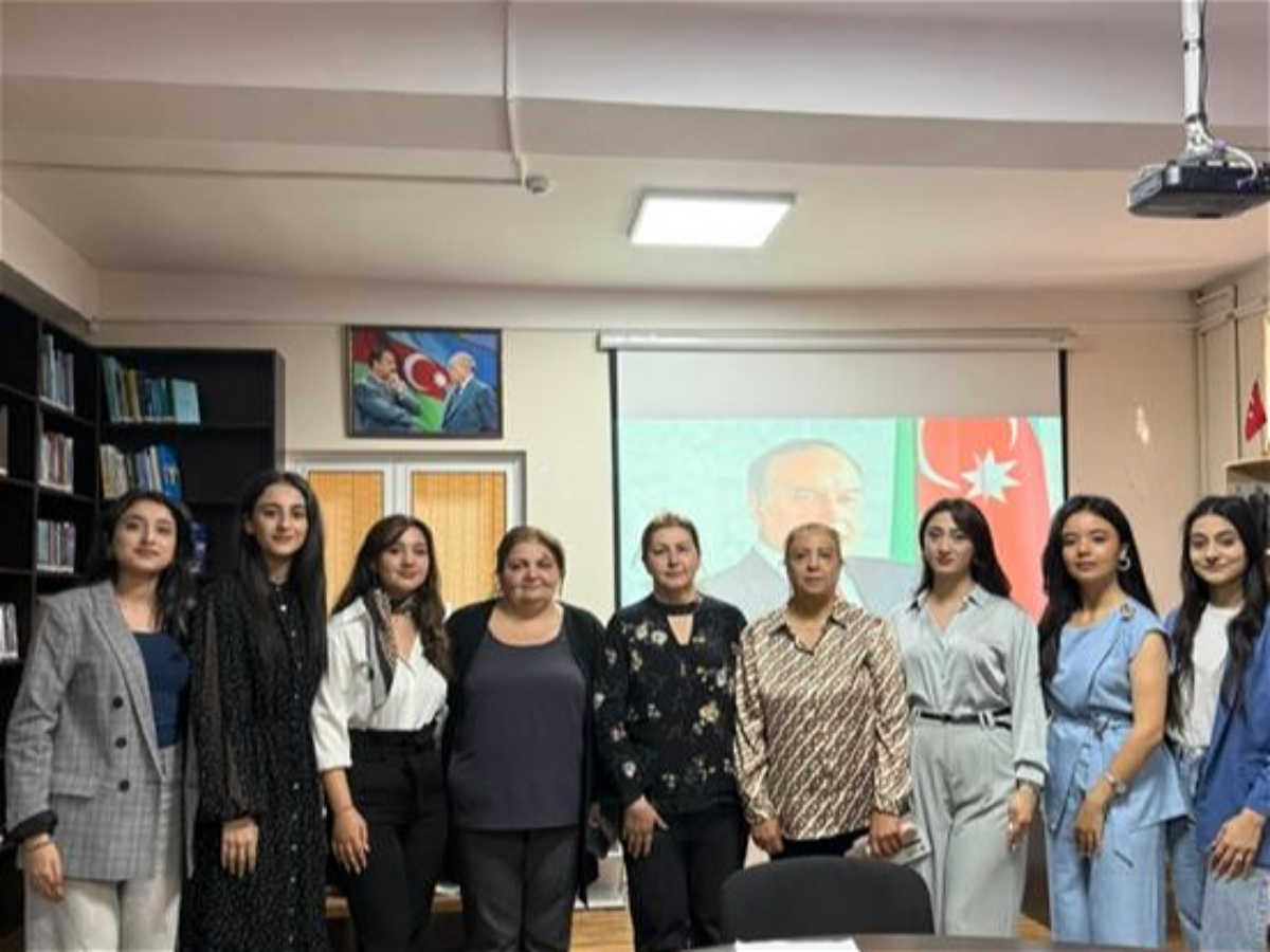 “Heydər Əliyevin şah əsəri-Müstəqil Azərbaycan” adlı dəyirmi masa keçirilib