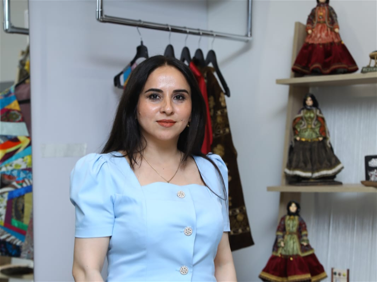 Müəllim Günay Feyziyeva Mobil qızı