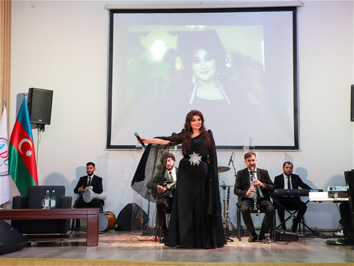 A meeting with People's Artist Nazperi Dostaliyeva was held at the Azerbaijan University of Languages