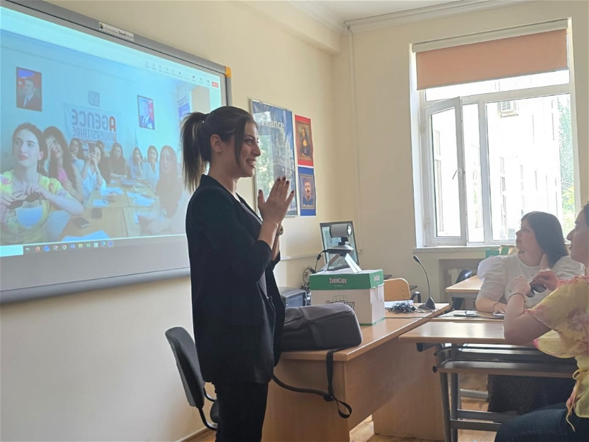 “Çoxdilli və çoxmədəniyyətli kontekstdə dil tədrisi” mövzusunda layihə əsaslı dərs keçirilib