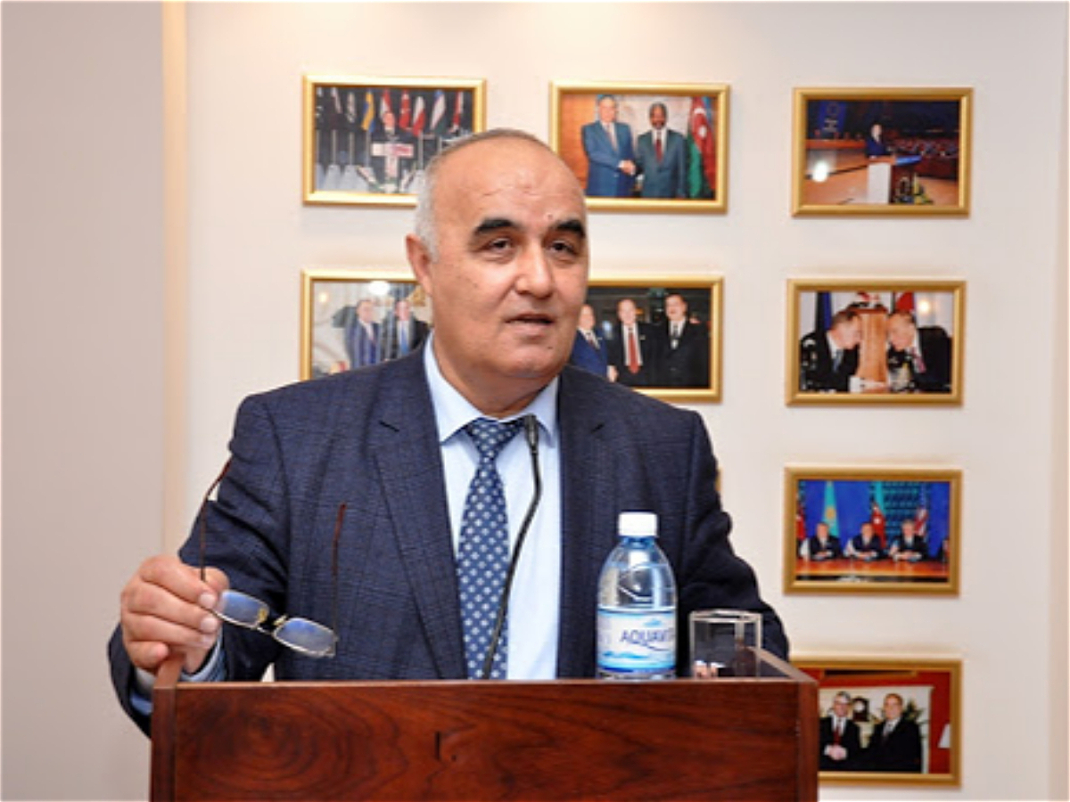 Misgər Məmmədov doğum gününü qeyd edir 