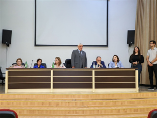 Elmi Şuranın tədris ilinin yekunlarına həsr olunmuş iclası keçirilib