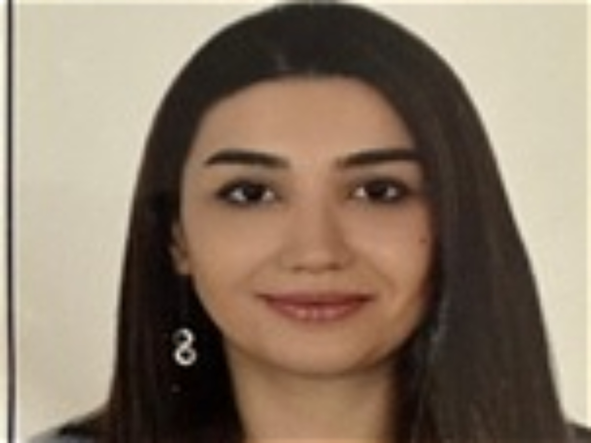 fil.f.d. Nəzrin Samir qızı Əliyeva.