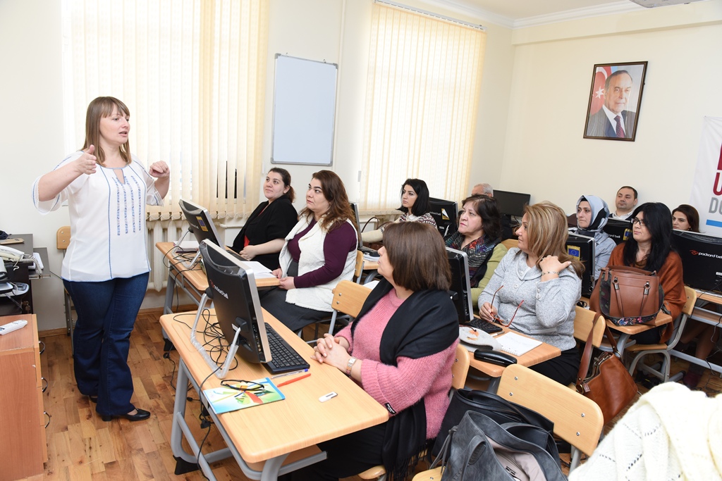 A Training Course was Held at Frankophonia University Center at Azerbaijan University of Languages (AUL)