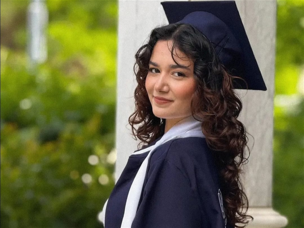 Выпускница АУЯ продолжит обучение в University College London