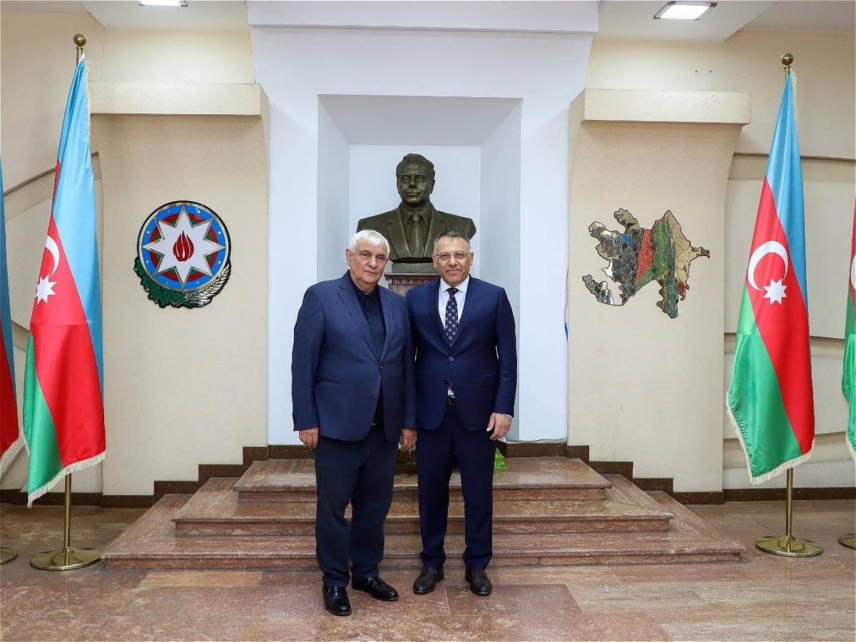 Rector of Igdir University Visits AUL