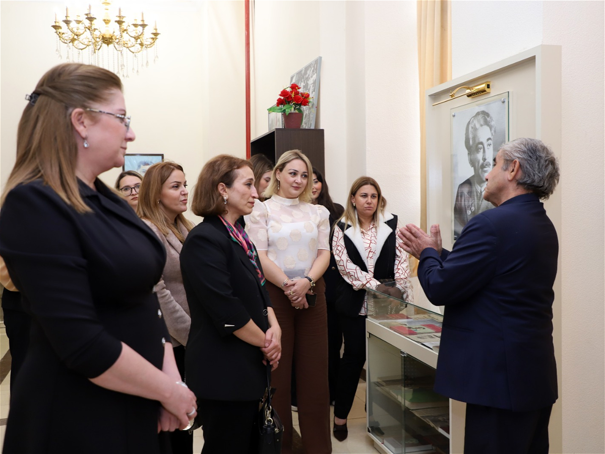 ADU kollektivi və tələbələr Qazax şəhərində yerləşən Ədəbiyyat Muzeyində olublar
