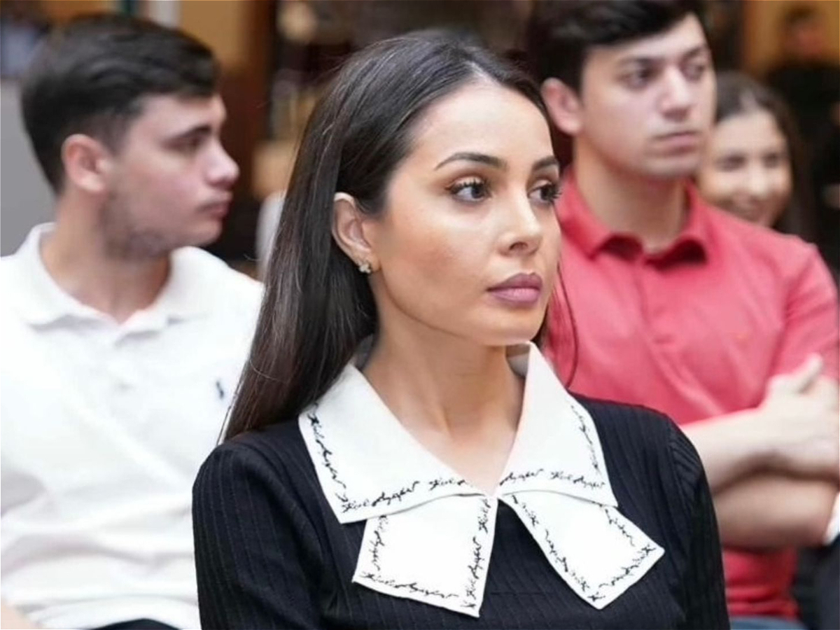 Преподаватель АУЯ успешно завершила международные программы повышения квалификации
