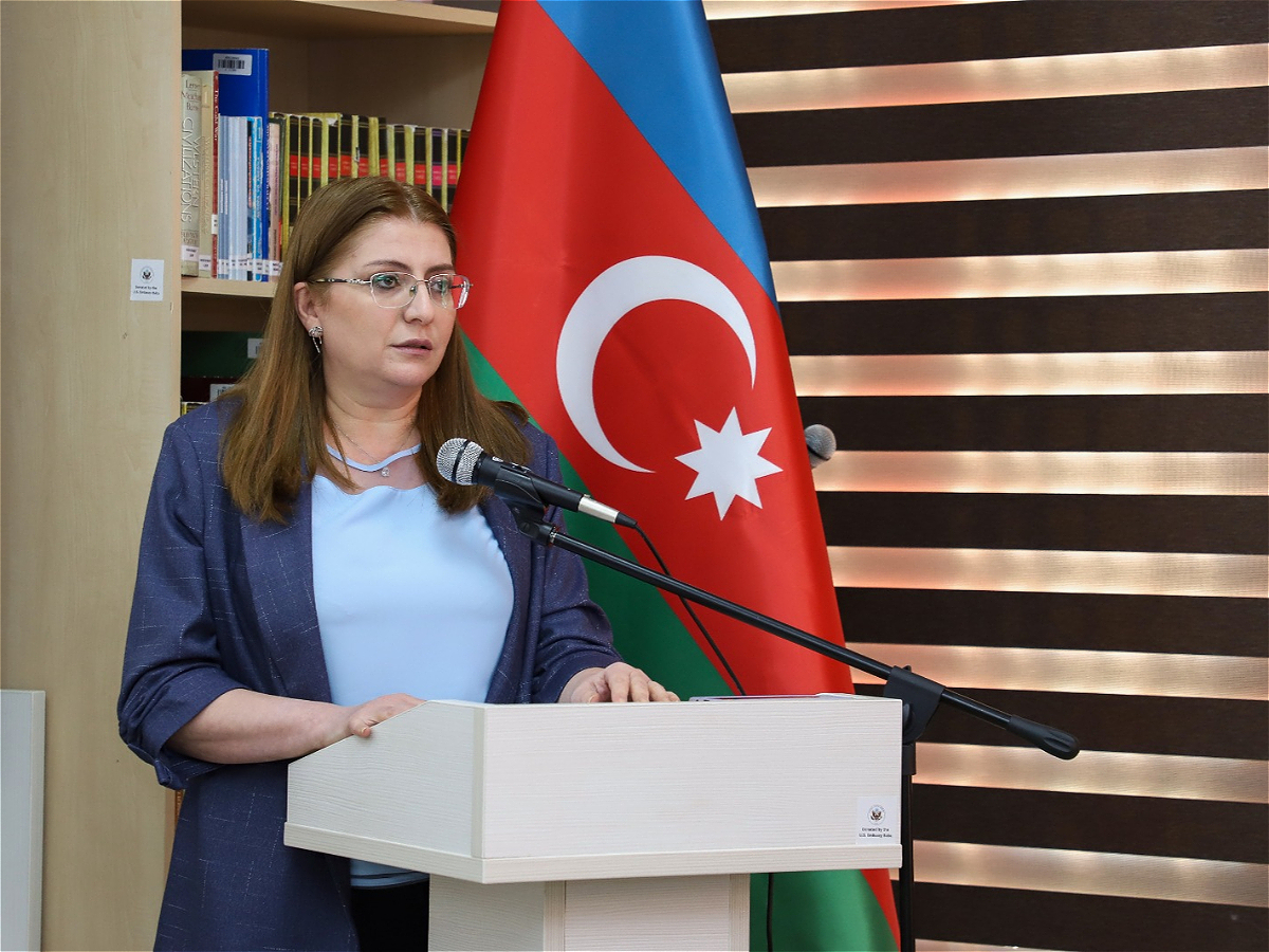 ADU-da Zorakılığın Növləri və Məişət Zorakılığına dair Maarifləndirici Tədbir Keçirildi