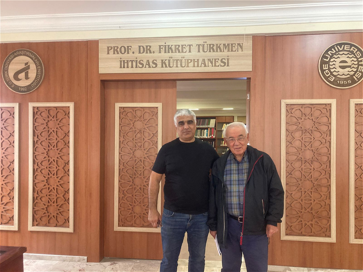  Cəlal İbrahimli Visits the Institute of Turkic World Studies