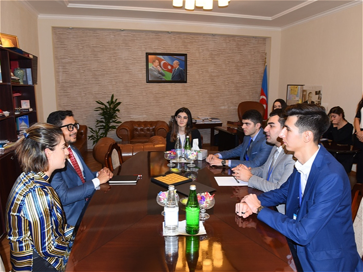 ADU's Caliph-Rector met with the Charge d'Affaires of the Venezuelan Embassy in Azerbaijan.
