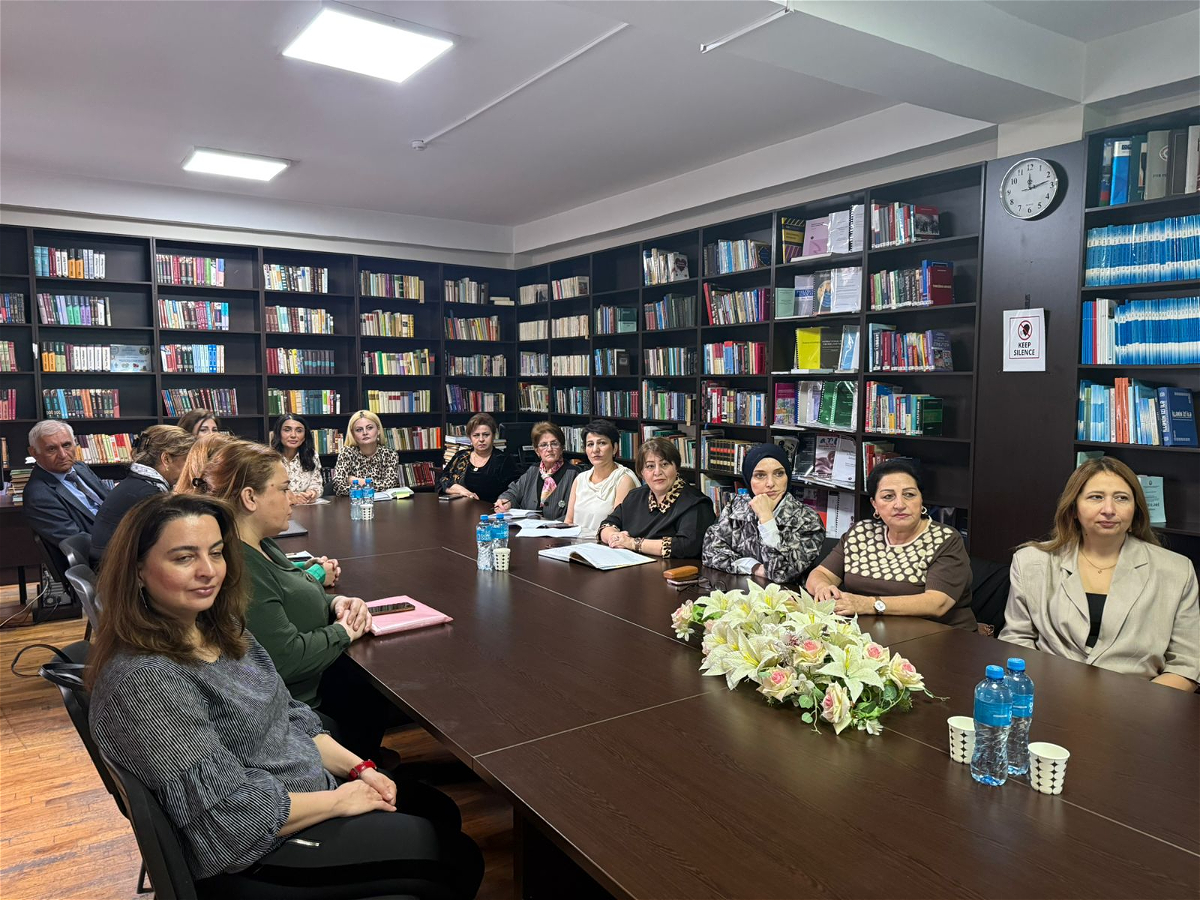 "Fonetik və fonoloji tədqiqatların müasir  istiqamətləri" mövzusunda elmi-praktik seminar keçirilib