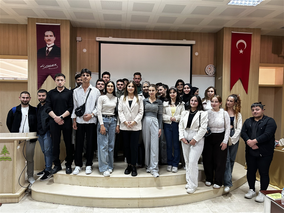  Günay Əliyeva Türkiyənin Artvin Çoruh Universitetində olub