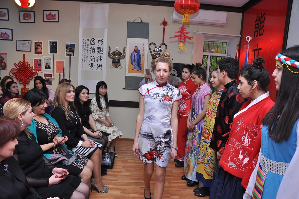 Chinese Fashion in AUL