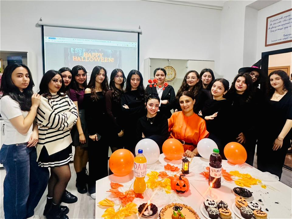 An interactive lesson dedicated to Halloween was held