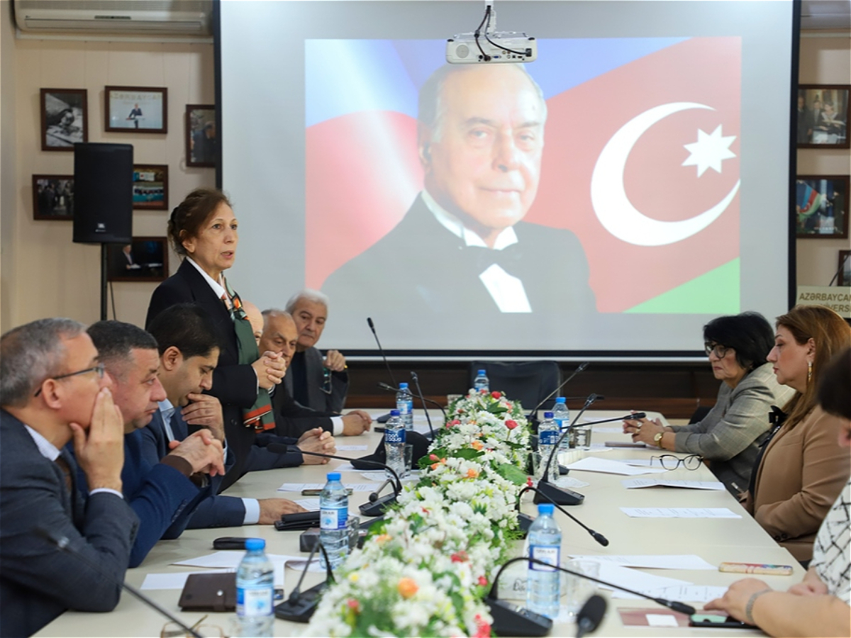 The constitutional rights of national minorities discussed at AUL