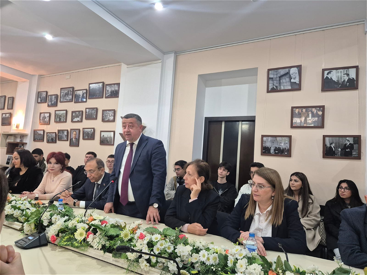В АУЯ состоялось мероприятие на тему «Правовое регулирование для постконфликтного периода: проблемы и перспективы»