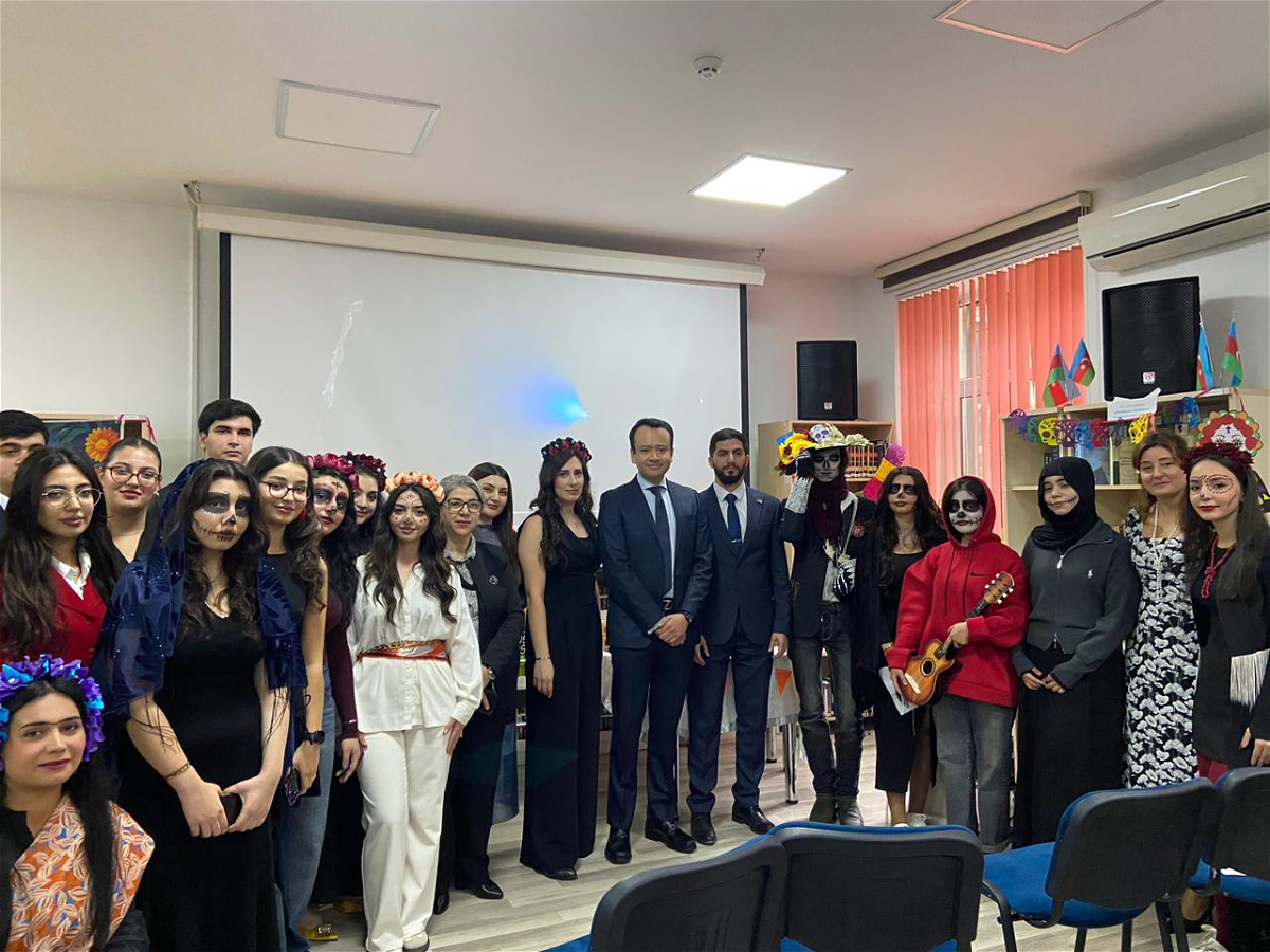 Meksikanın “Ölülər Günü” bayramına həsr olunmuş tədbir keçirilib