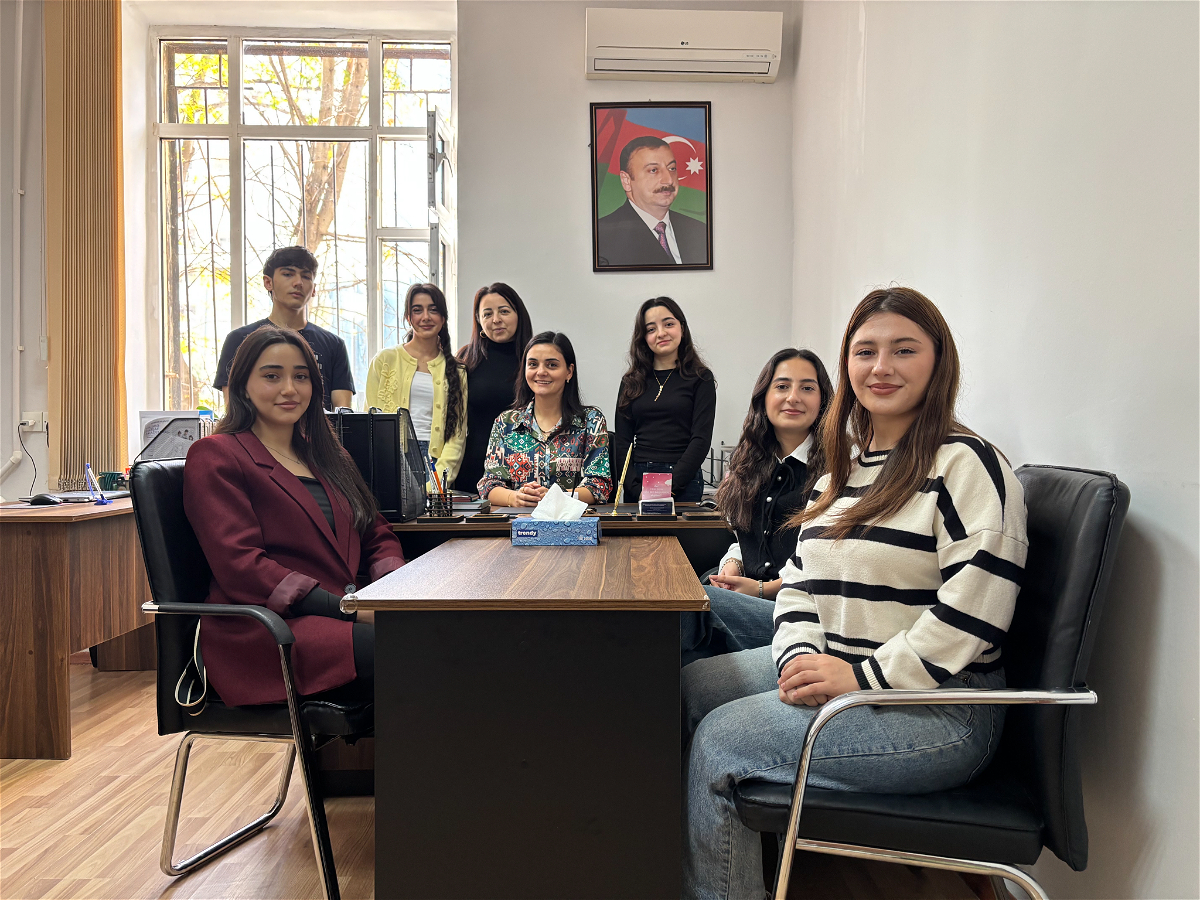 Tələbələrin şəxsi və peşəkar inkişafını dəstəkləyən “Könüllülük proqramı”na başlanılıb