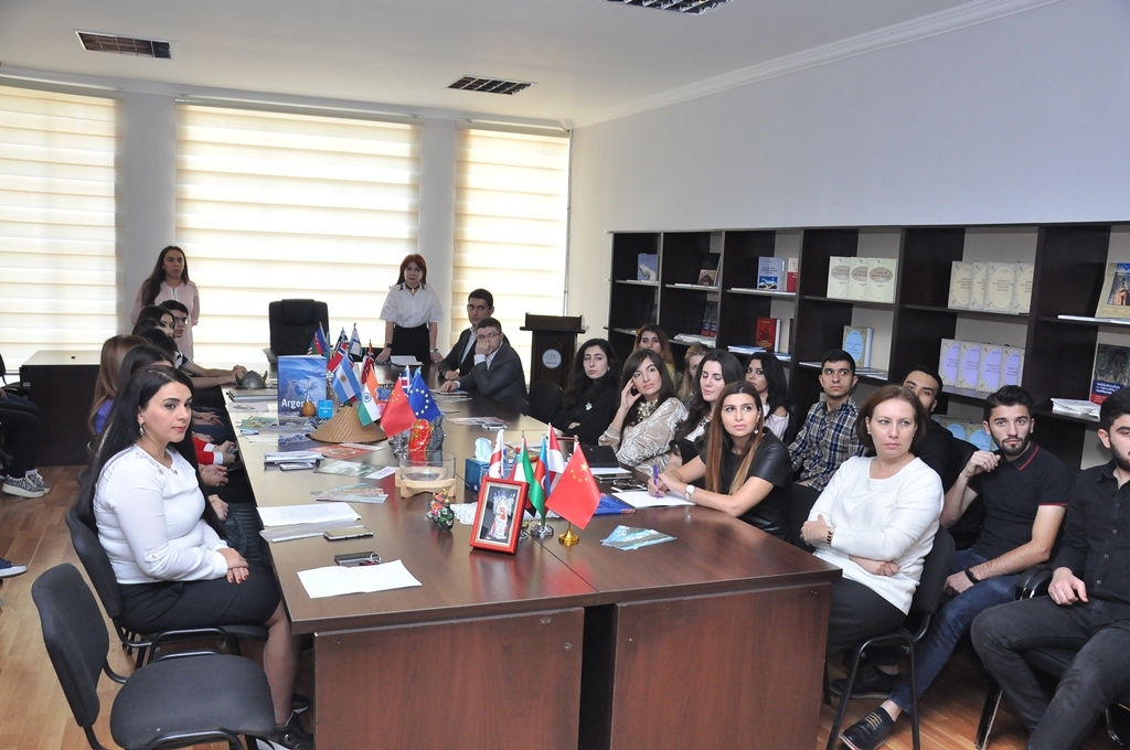 A roundtable on "Multicultural society in modern international relations" was held at AUL