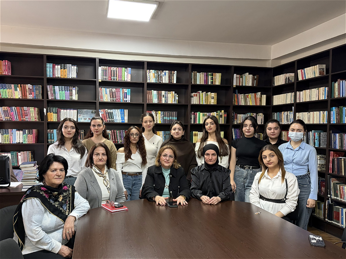 A round table on “Sovereign Azerbaijan: The Role of Youth and the Constitution” held at AUL