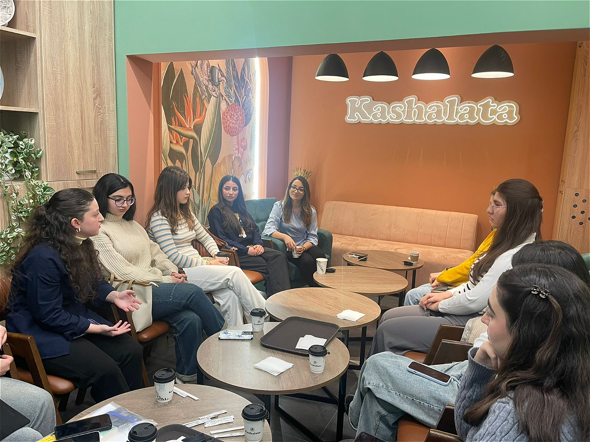 A class on the socialization and employment of young people with autism has been organized.