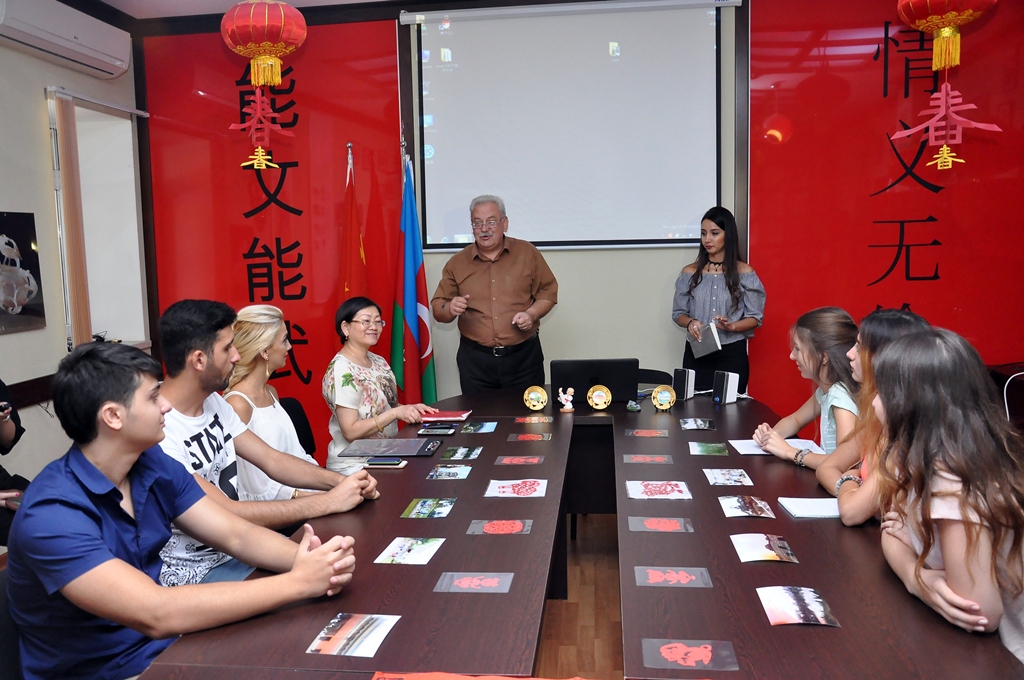 Seminar on "Chinese adventures of Confucius Institute students" was held at AUL