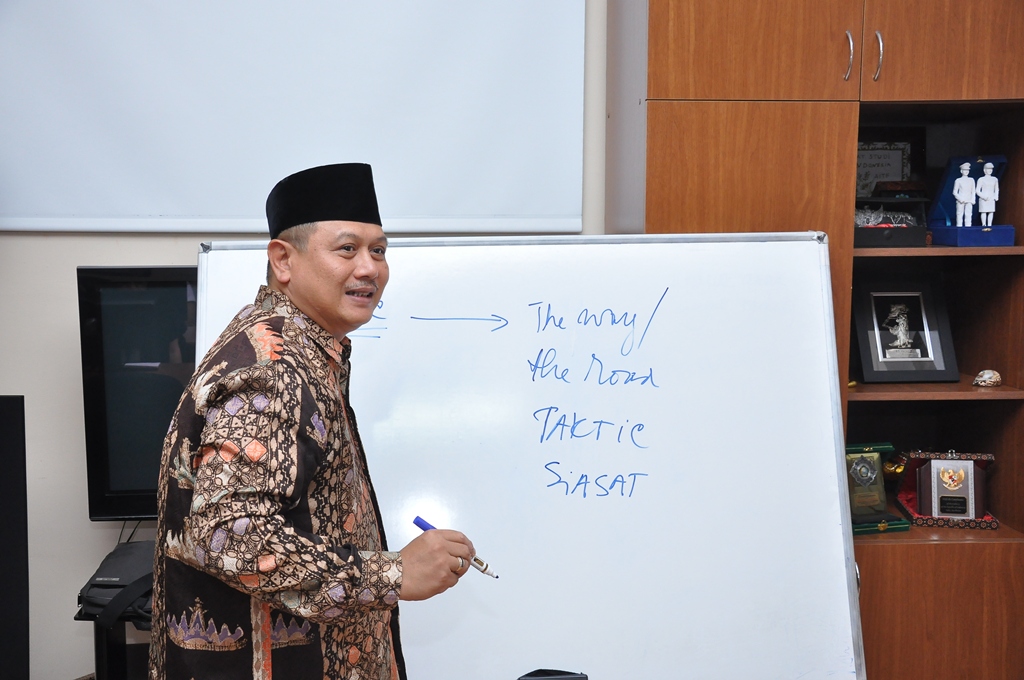 Ambassador of Indonesia visited AUL