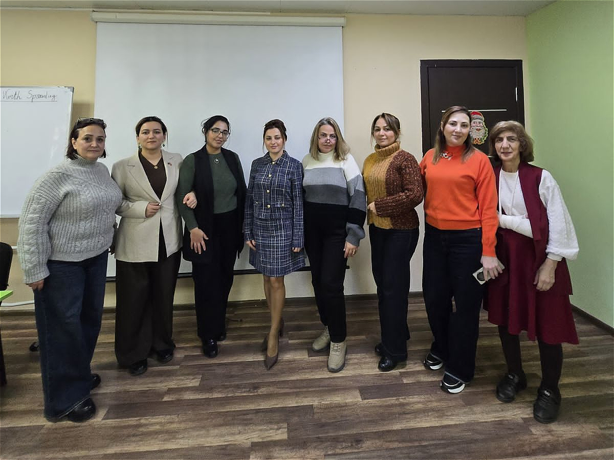 An AUL lecturer served as a trainer within AZETA’s Teacher Development Program.