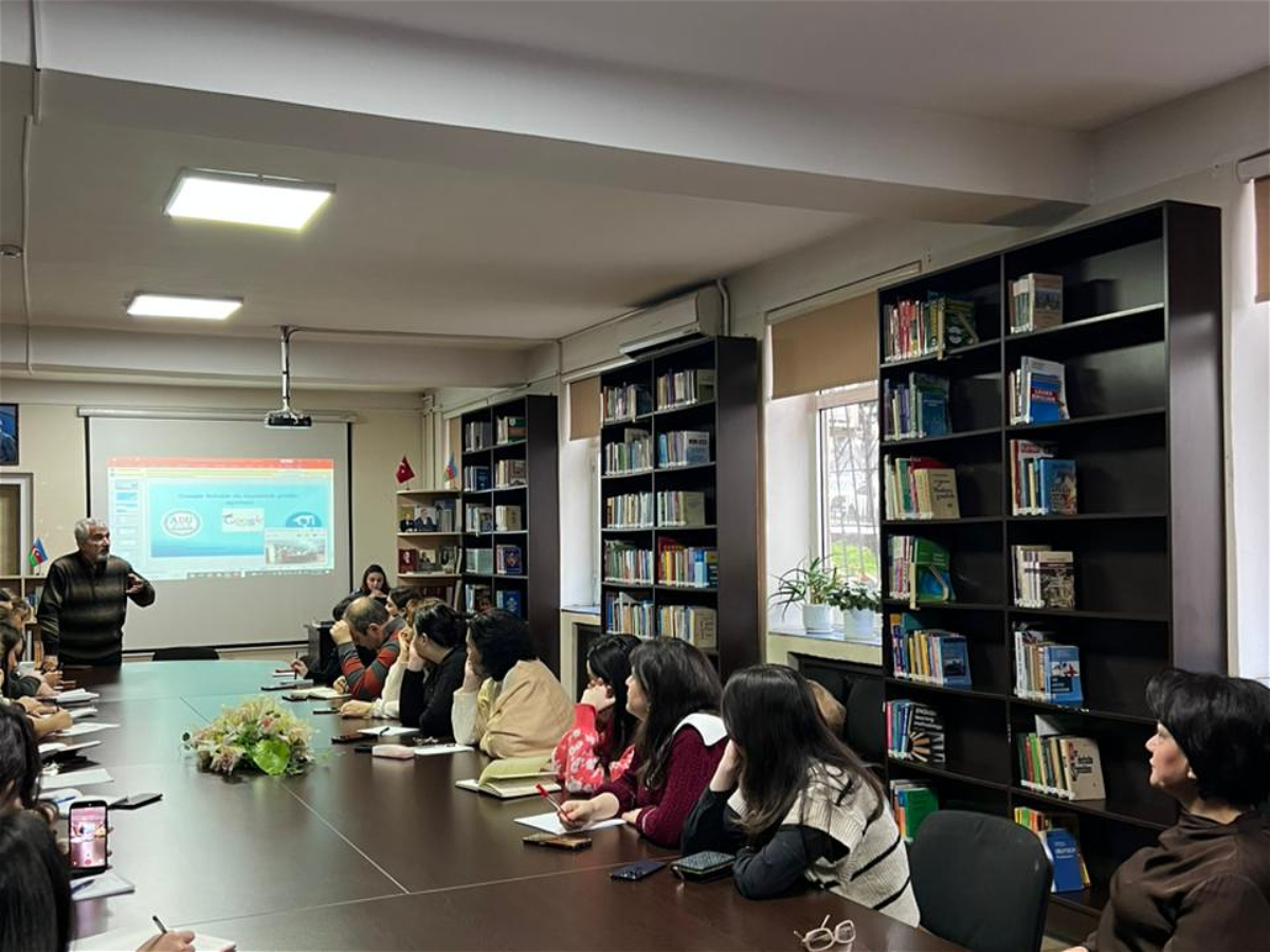 ADU-da akademik profillərin idarə olunmasına həsr olunan dəyirmi masa keçirilib