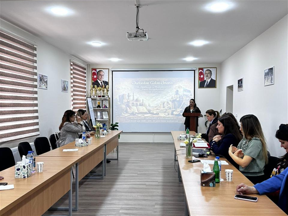 ADU-nun Linqvokulturologiya kafedrası elmi seminarda təmsil olunub