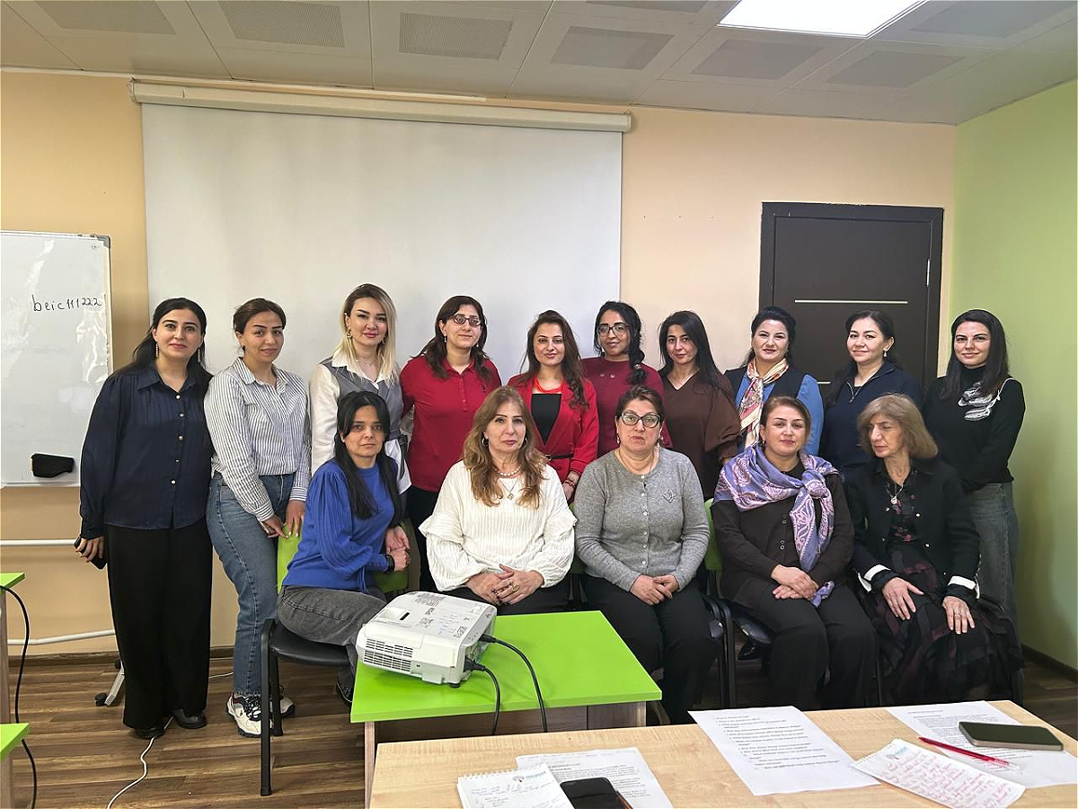 Доцент АУЯ выступила тренером в программе AZETA «Teacher Training»