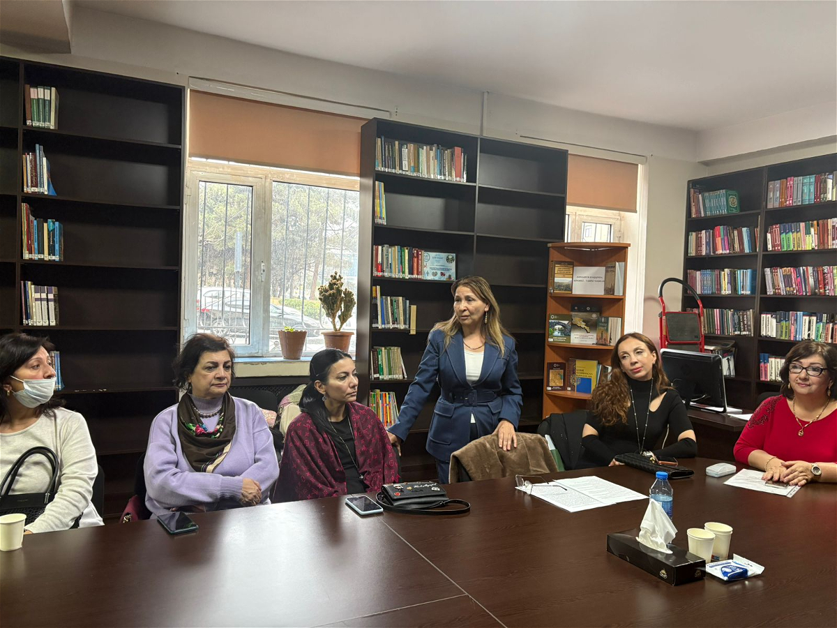 Ana Dilinin Təşviqində Dövlətin Rolu” mövzusunda seminar keçirilib