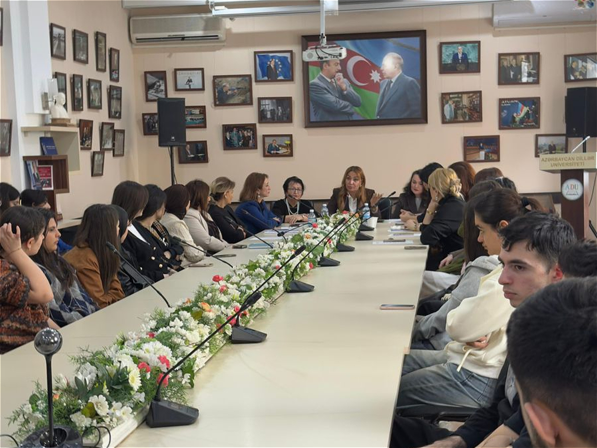 В АУЯ состоялась научно-практическая панель на тему «Право и нравственная безопасность в цифровую эпоху»