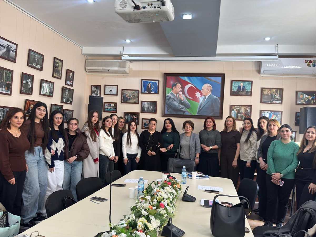 ADU-da urban təhlükəsizlik və insan alverinə qarşı mübarizə mövzusunda tədbir keçirilib