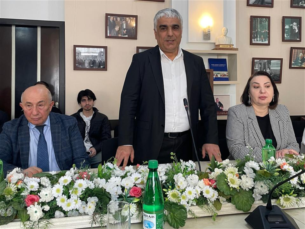 “Türk dünyasının dünəni, bu günü və gələcəyi” mövzusunda elmi tədbir keçirilib