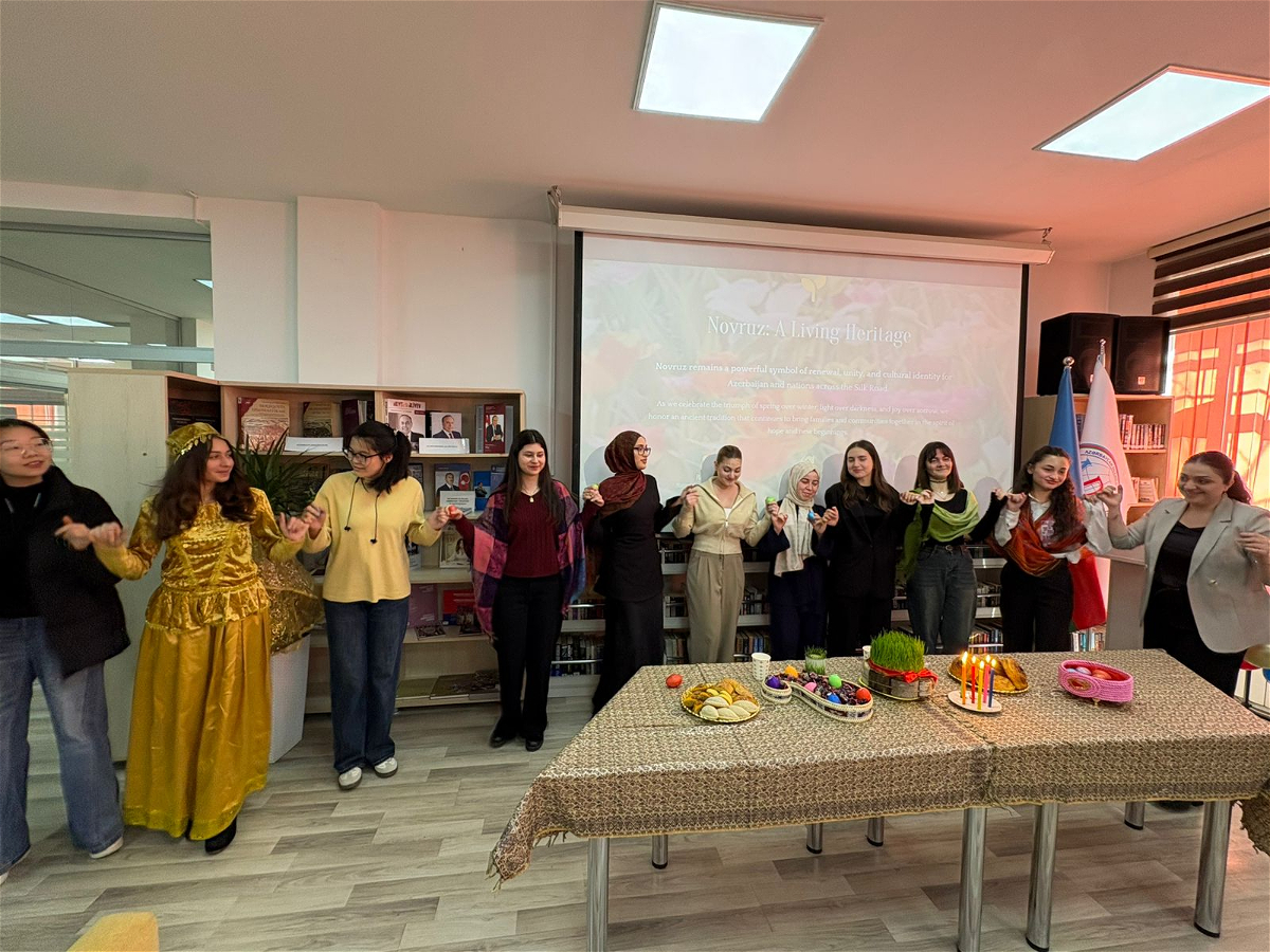 Xarici tələbə və müəllimlərin iştirakı ilə Novruz adətləri haqqında tədbir keçirilib