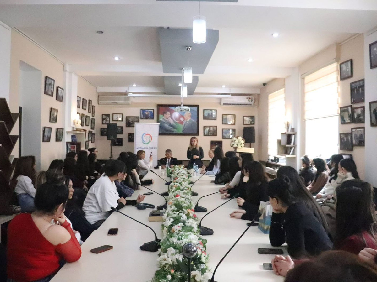 "Əmək bazarında əmək münasibətləri və mediasiyanın rolu” mövzusunda tədbir keçirilib