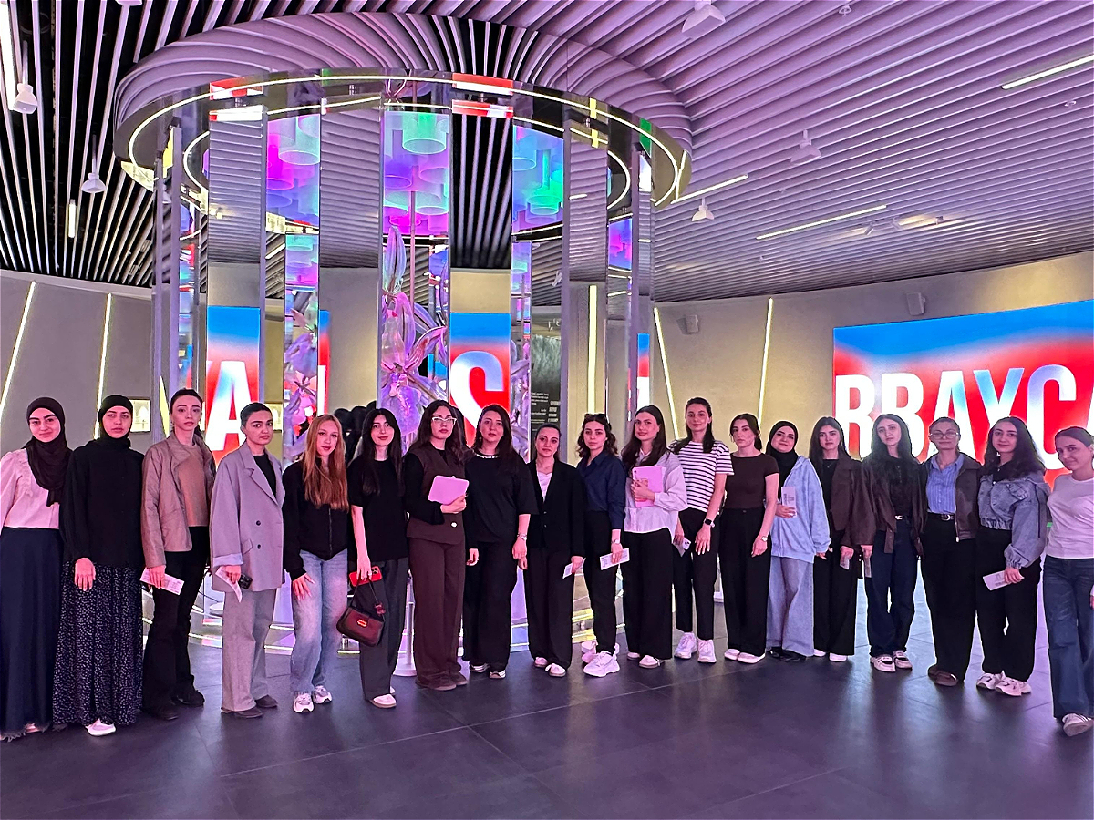 Students visited the Victory Museum