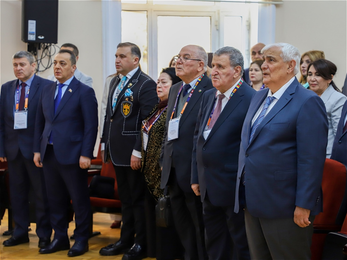 В АУЯ состоялась международная конференция, посвящённая 100-летию профессора Нуреддина Казымова