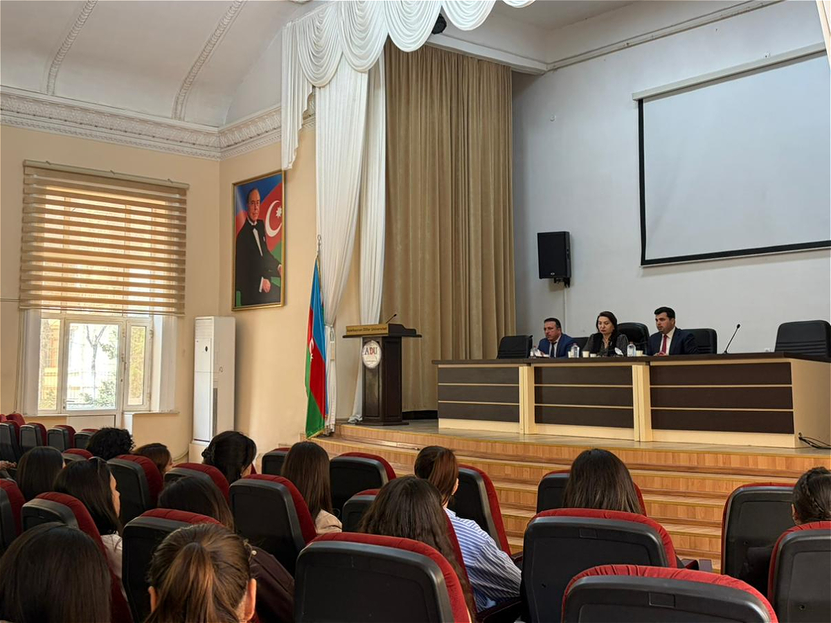 A Meeting Dedicated to the Discussion of Master’s Students’ Internships and Thesis Work Held at AUL
