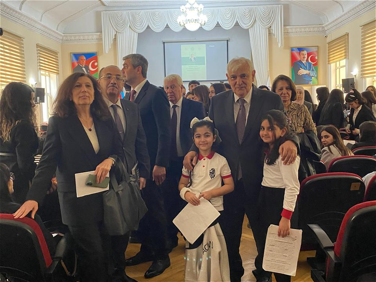 Ученики Landau School успешно выступили на конференции, проведённой в АУЯ