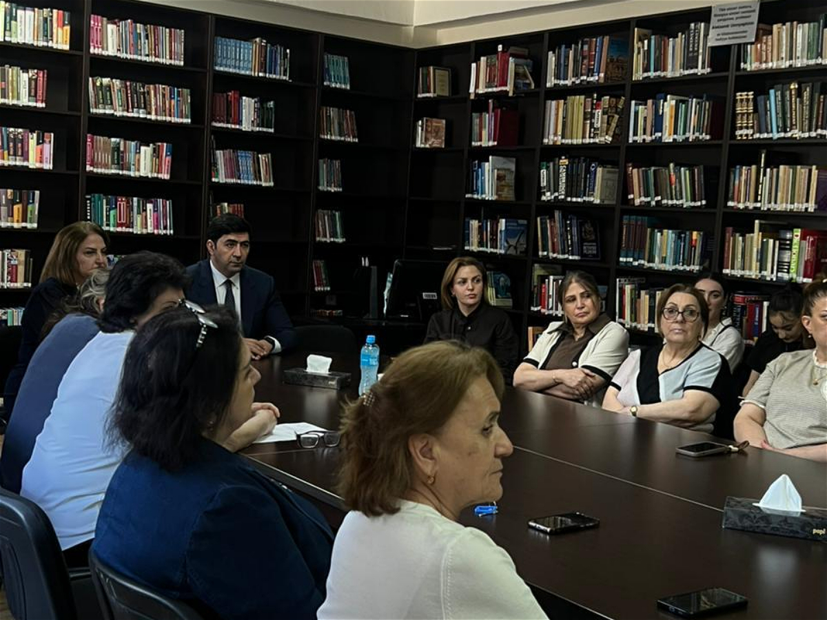 ADU-da “Şəhərsalma və Memarlıq İli”nə həsr olunmuş tədbir keçirilib