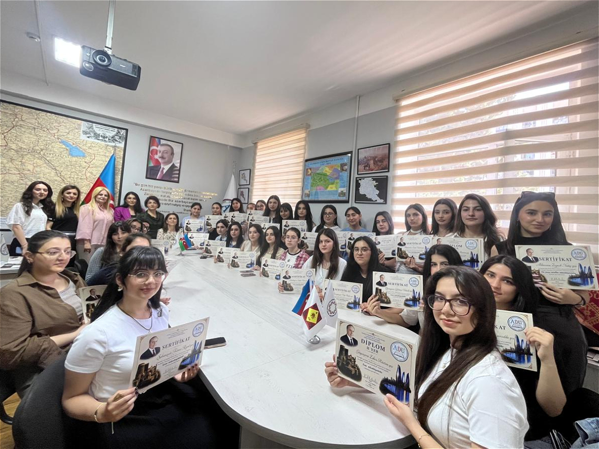 Награждены победители конкурса, посвящённого 103-й годовщине со дня рождения Общенационального лидера