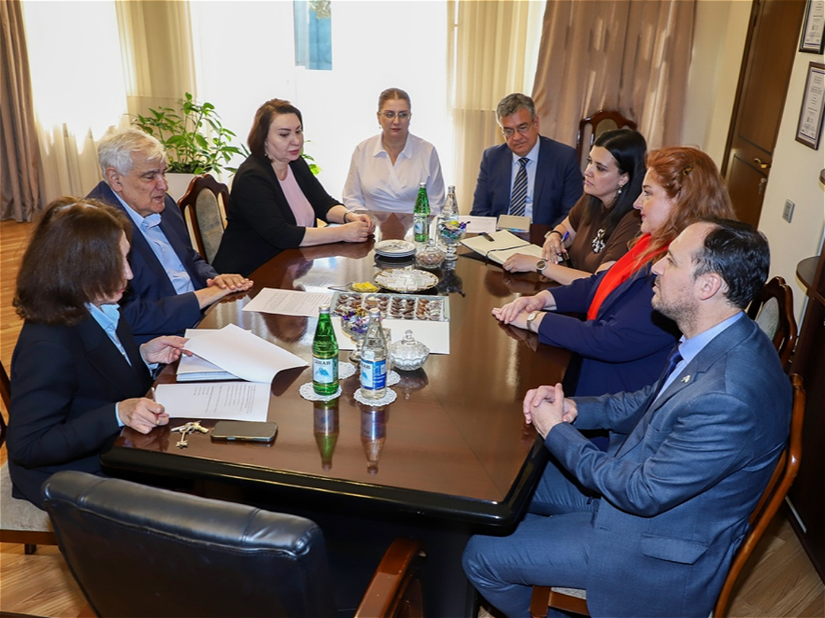 Ambassador of Argentina Visits AUL