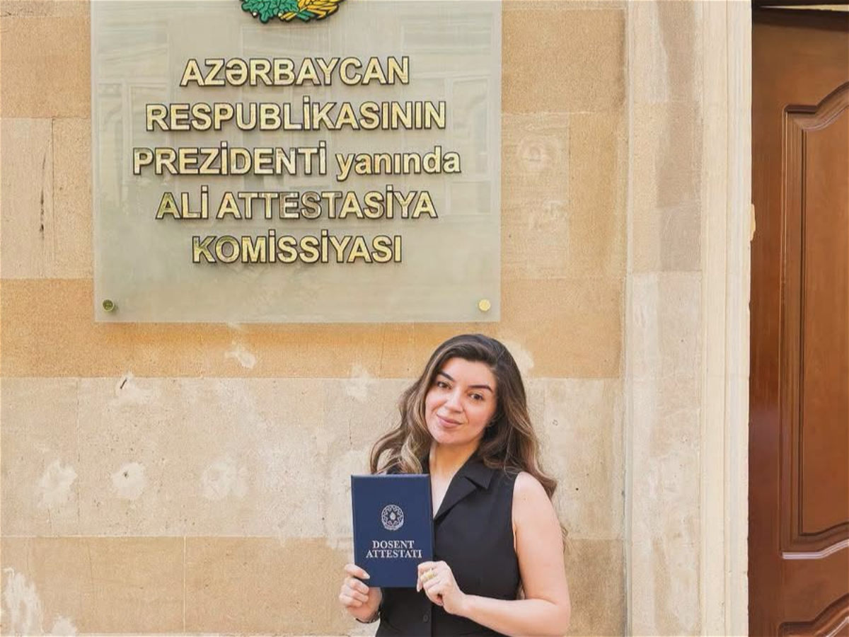 Hüsniyyə Tanrıverdiyevaya dosent elmi adı verilib