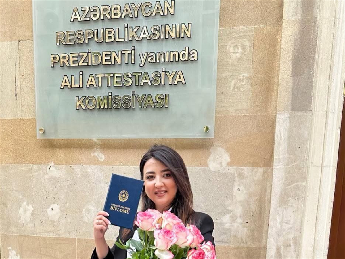 Zəhra Qəhrəmanovaya fəlsəfə doktoru elmi dərəcəsi verilib