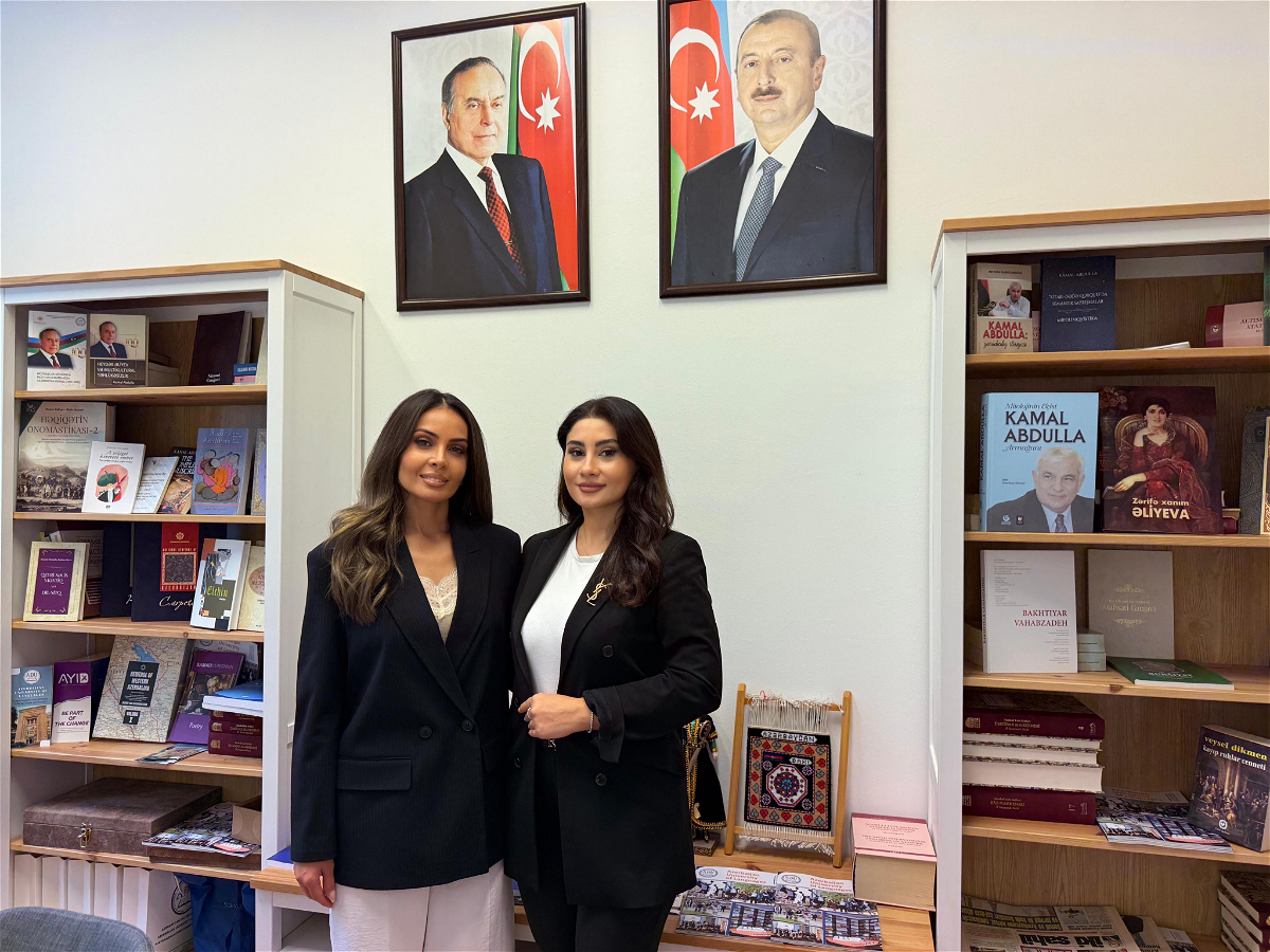 ADU müəllimi Budapeştdə keçirilən görüşdə iştirak edib