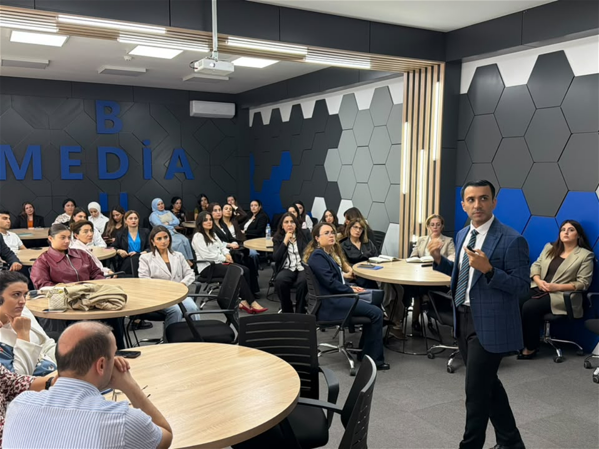ADU əməkdaşları liderlik və idarəetmə təlimində iştirak ediblər